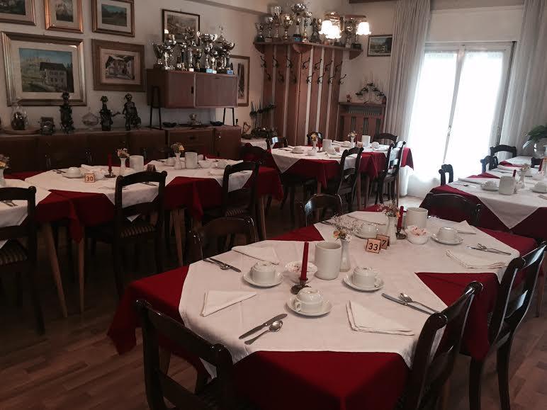 Hotel Garni Hirsch Canazei