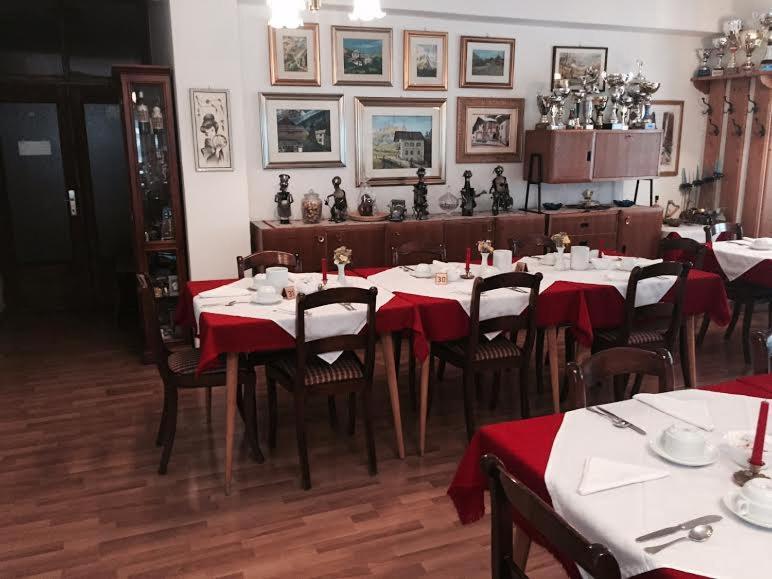 Hotel Garni Hirsch Canazei