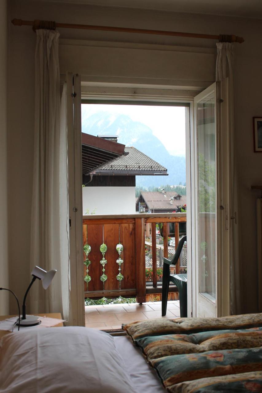 Hotel Garni Hirsch Canazei